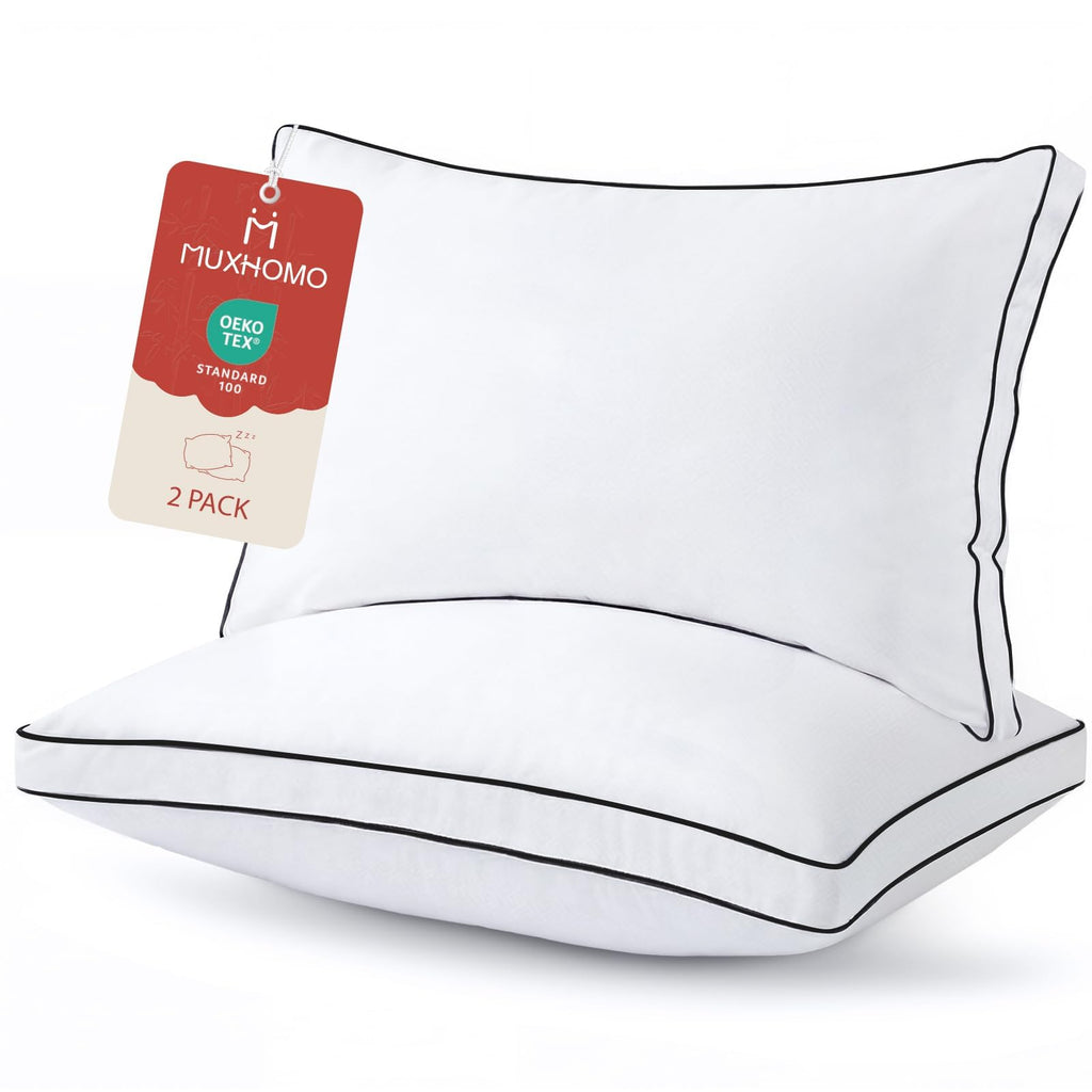 Queen Size Set of 2 White Gusseted Bed Pillows M136