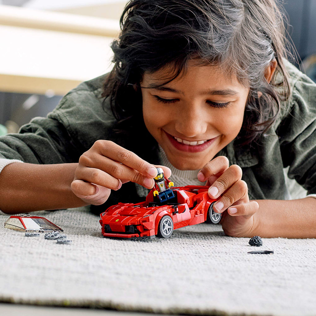 275 Pieces Building Kit with Minifigure V94859