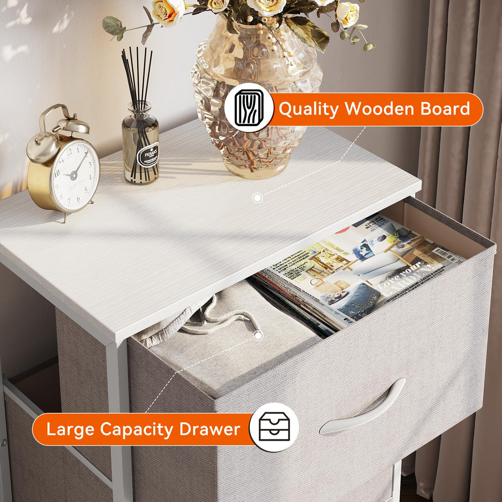 Light Grey 3 Drawer Dresser T715019