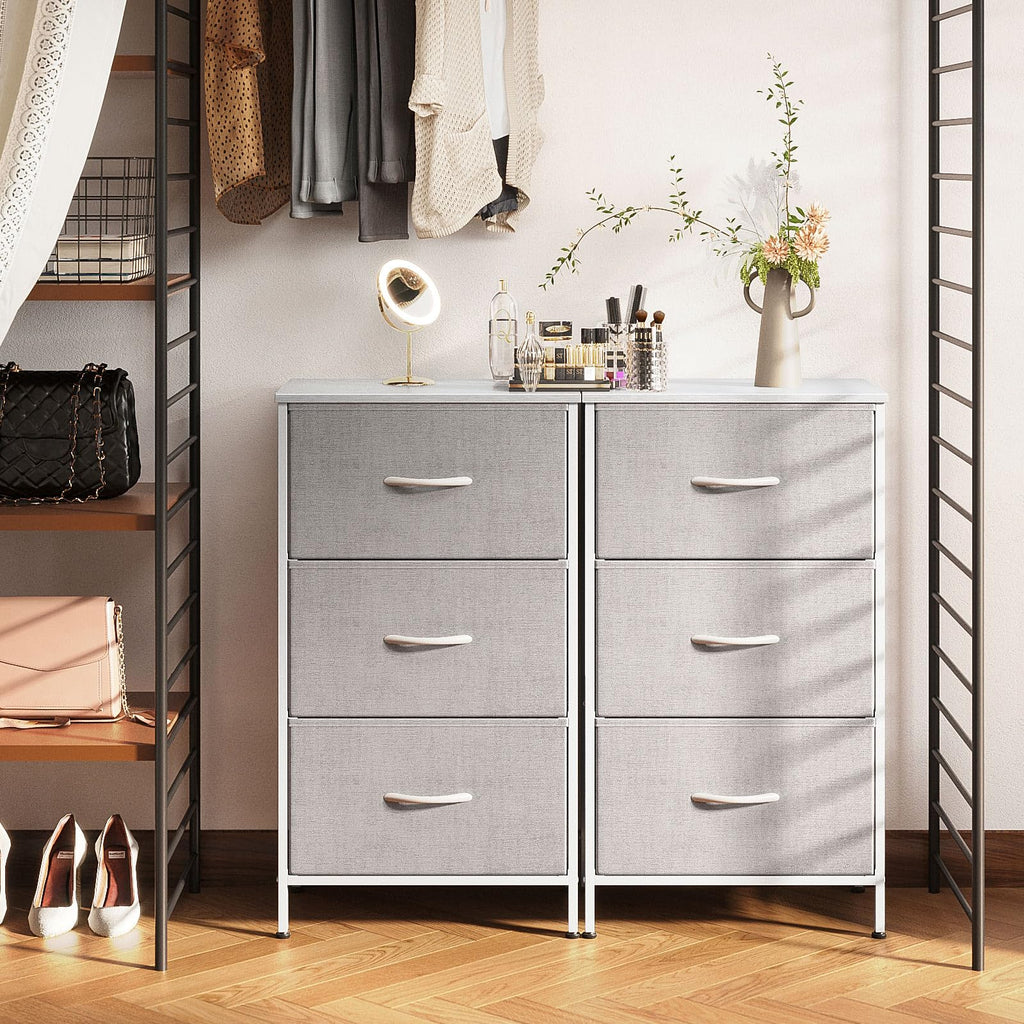 Light Grey 3 Drawer Dresser T715019